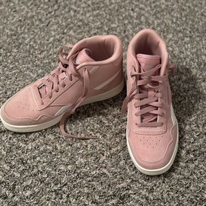 Reebok Court Advanced high top sneakers, size 6, light pink/white
